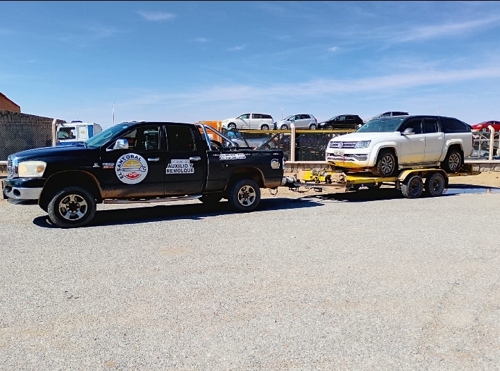 Grúa El Santoral remolcando camioneta 4x4 en Jujuy